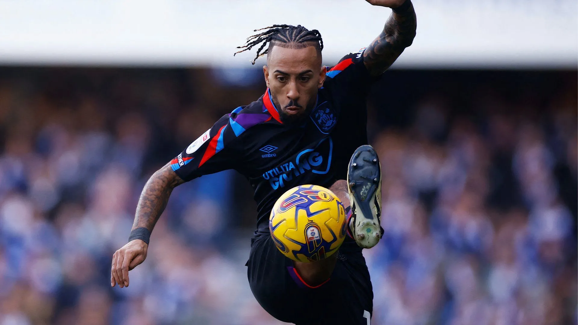 Cầu thủ Sorba Thomas trong màu áo đội bóng Anh West Brom