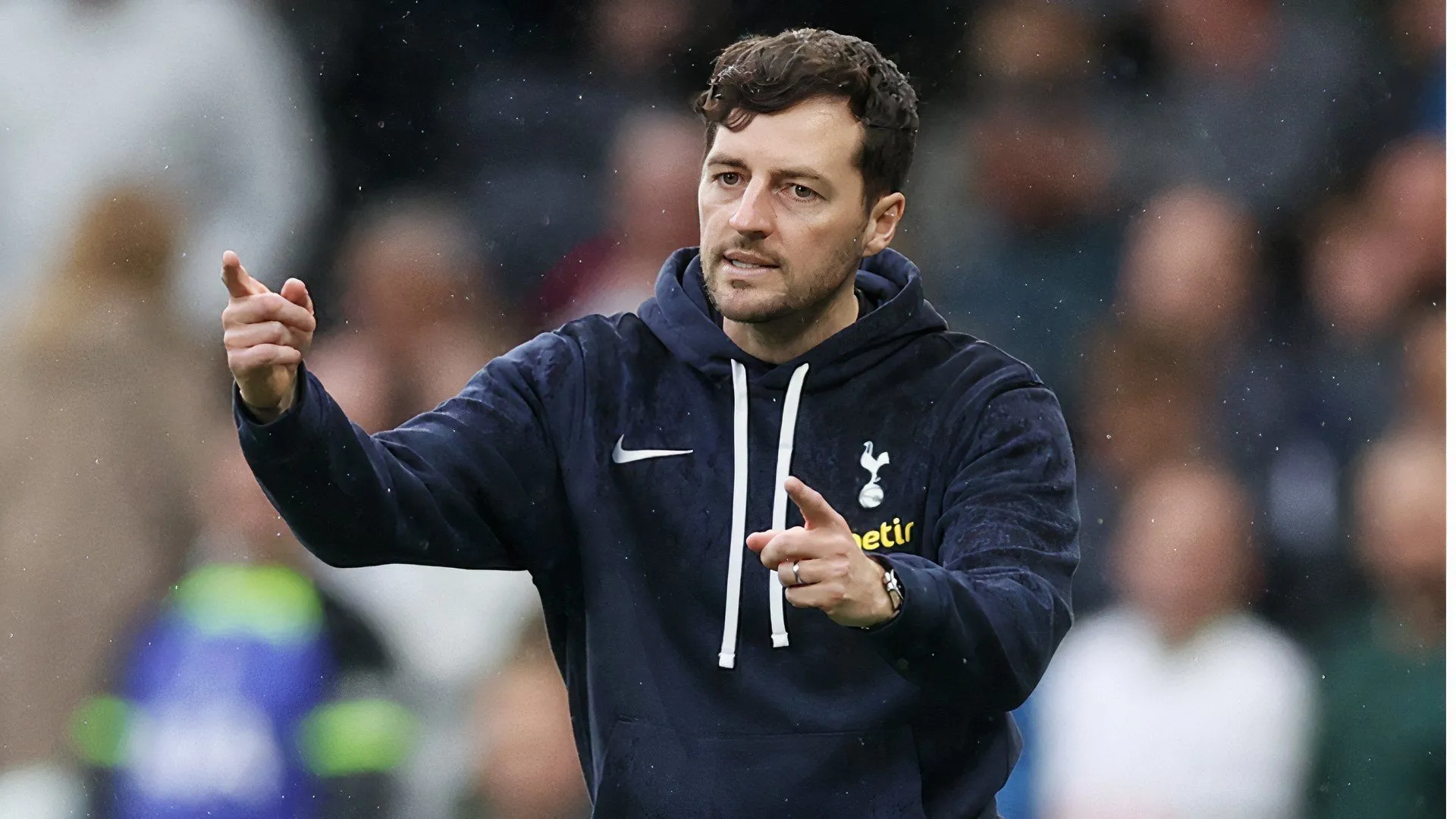 HLV Ryan Mason trong màu áo Tottenham Hotspur thời còn là cầu thủ