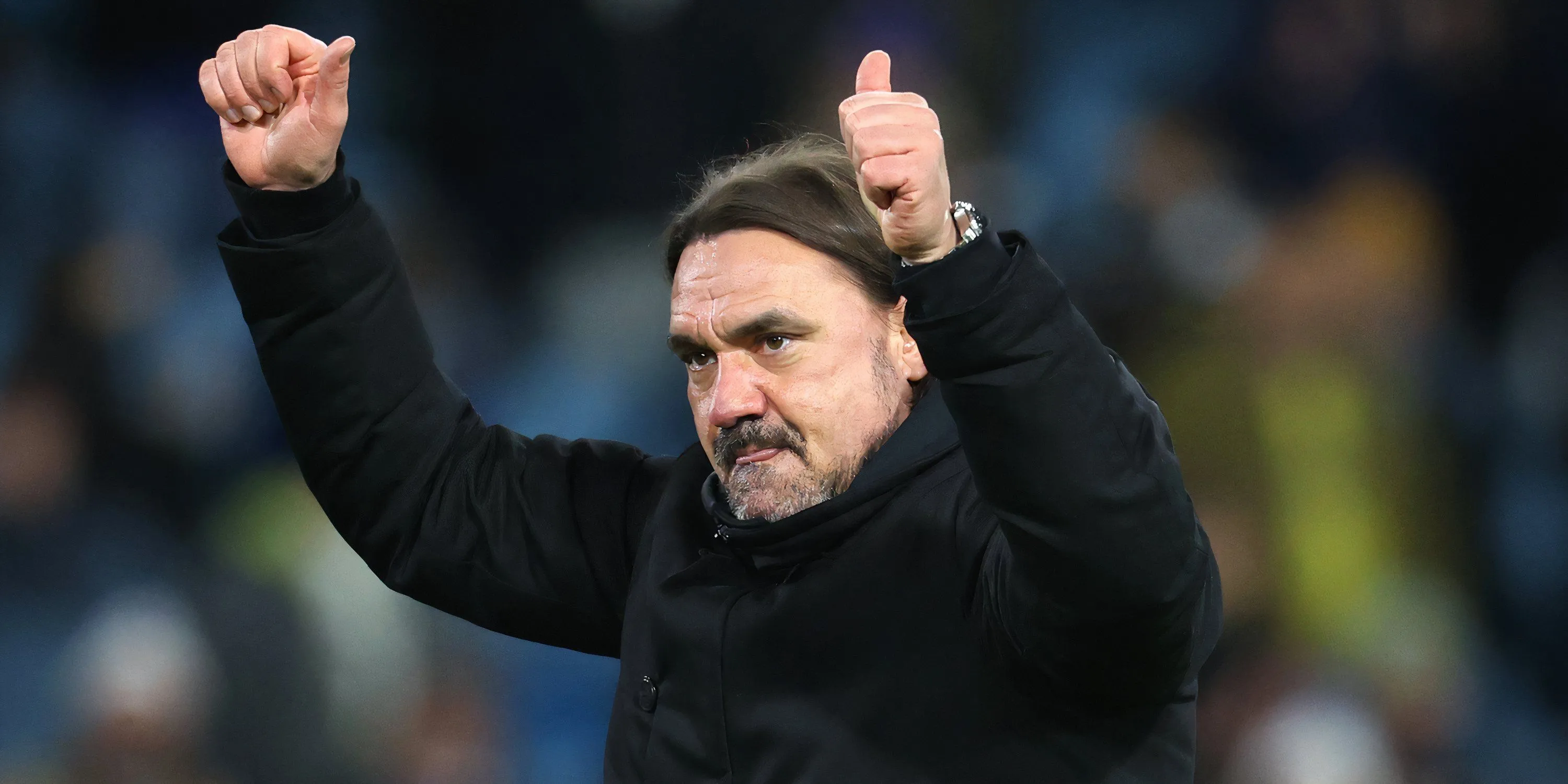 Huấn luyện viên Daniel Farke của Leeds United chỉ đạo trong một trận đấu