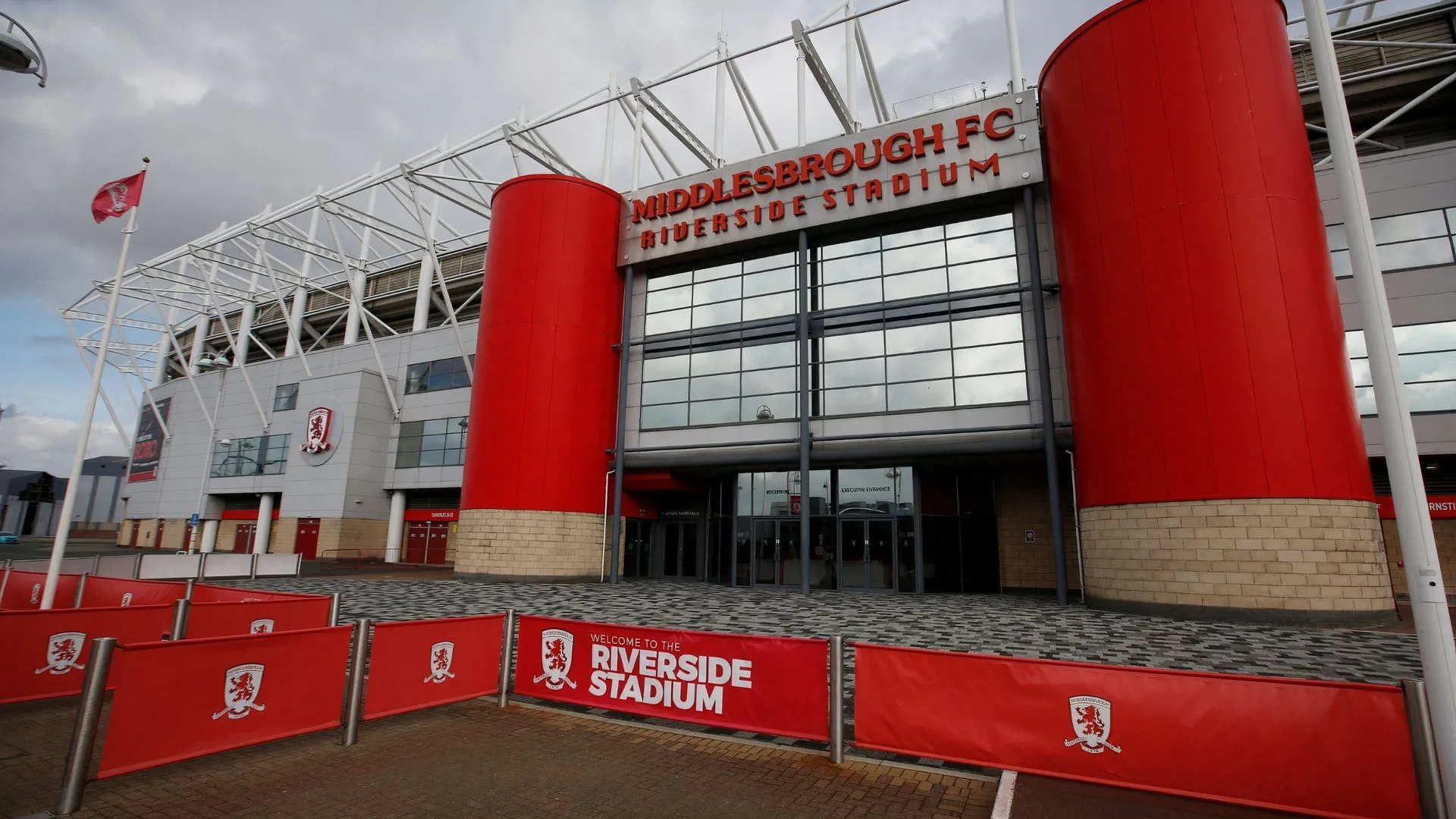 Sân vận động Riverside của Middlesbrough, nơi nam ca sĩ James Arthur từng là chủ sở hữu vé mùa