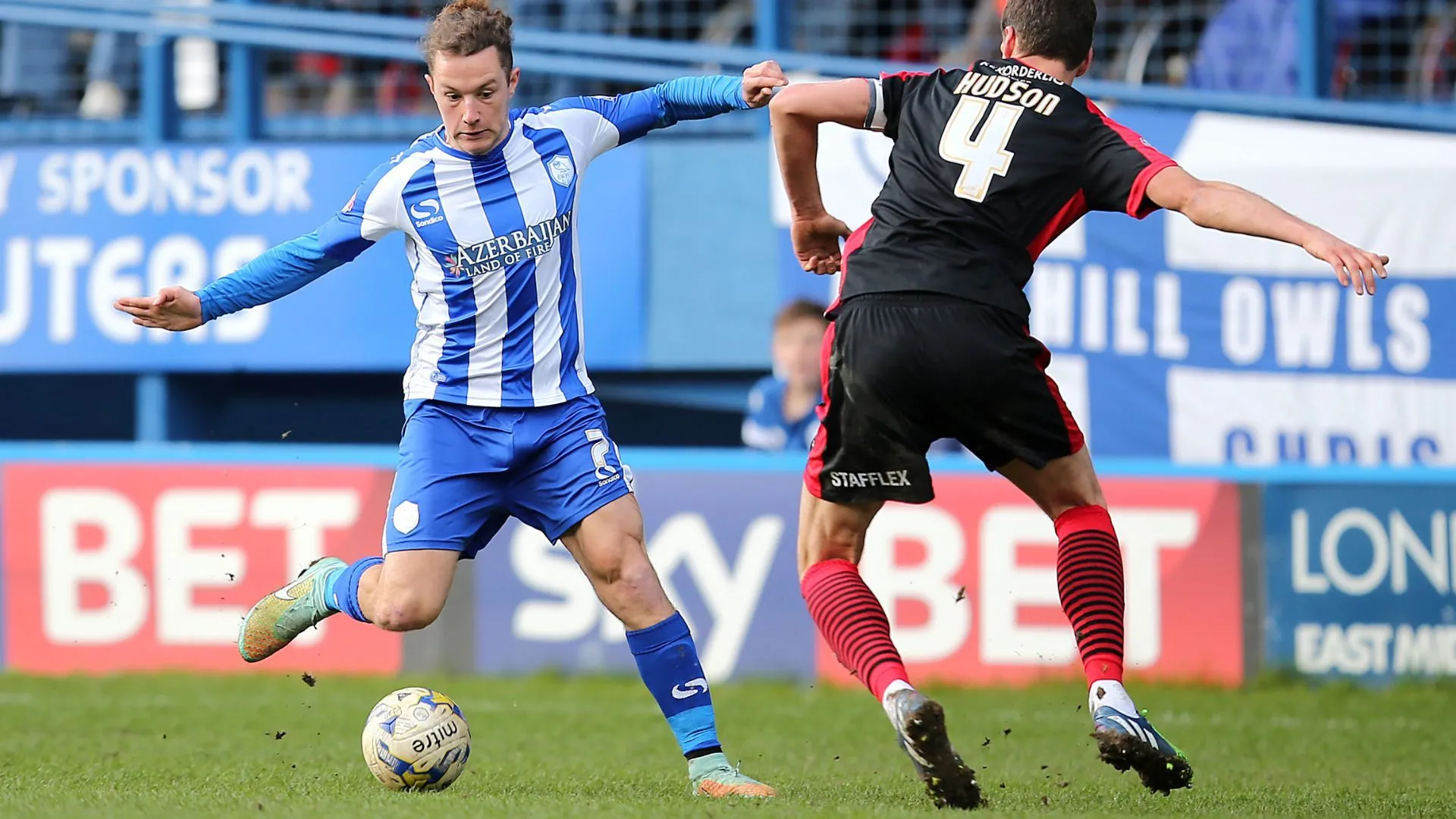 Stevie May trong màu áo Sheffield Wednesday trước khi chuyển đến Preston North End