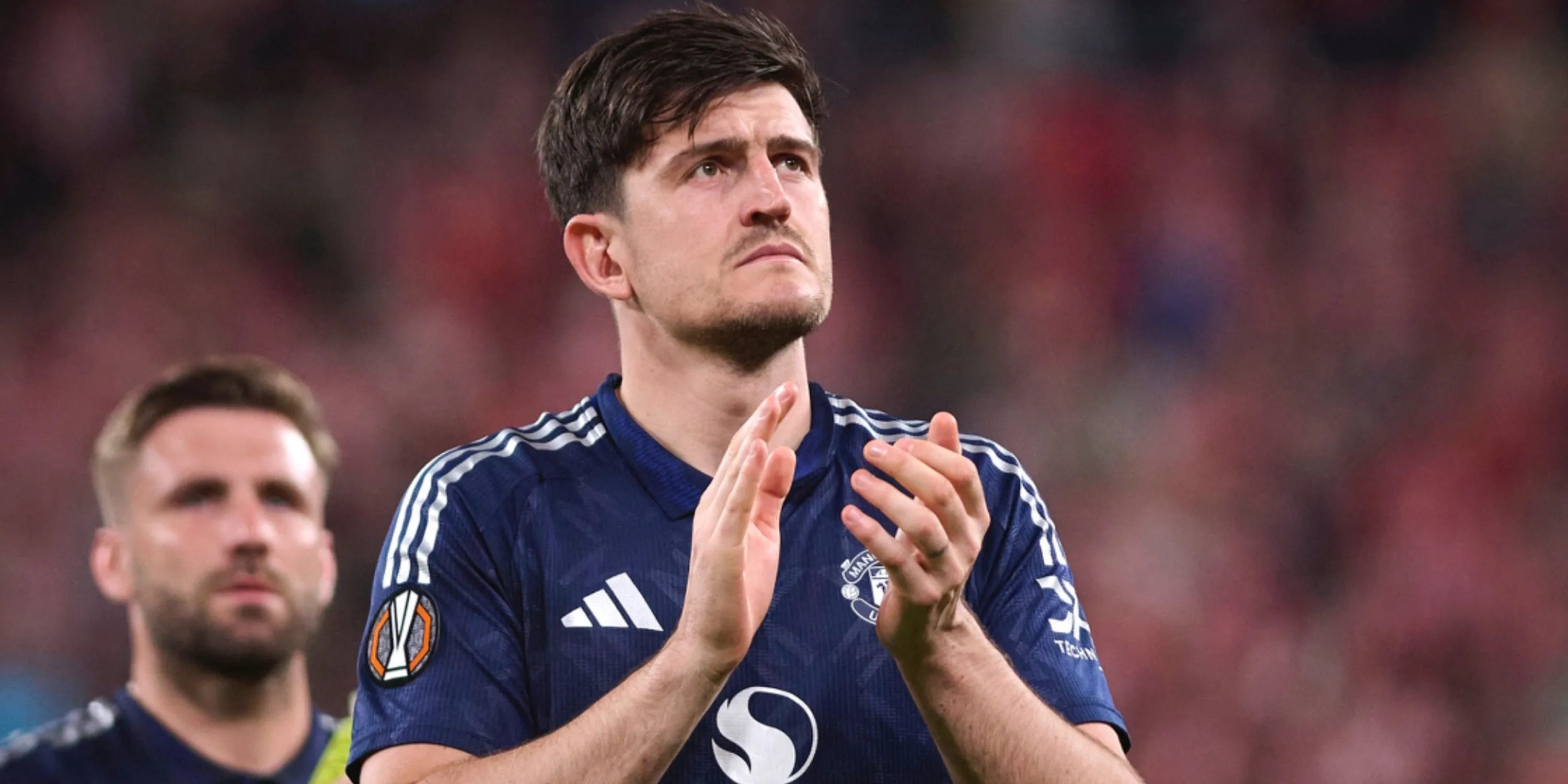 Harry Maguire thi đấu quả cảm trong màu áo Manchester United tại Ngoại hạng Anh