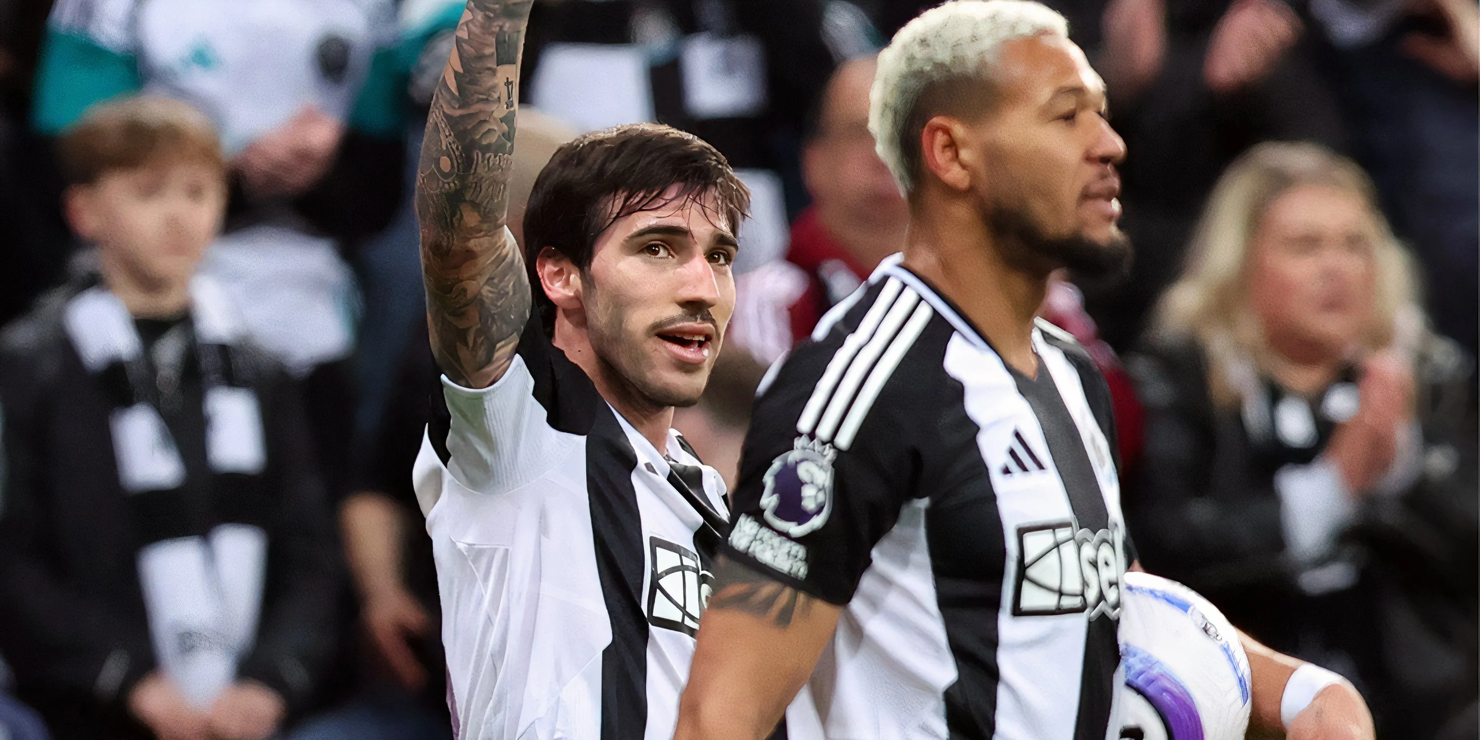 Sandro Tonali trong màu áo Newcastle United thi đấu tại Premier League, khẳng định tầm quan trọng của mình sau án treo giò.
