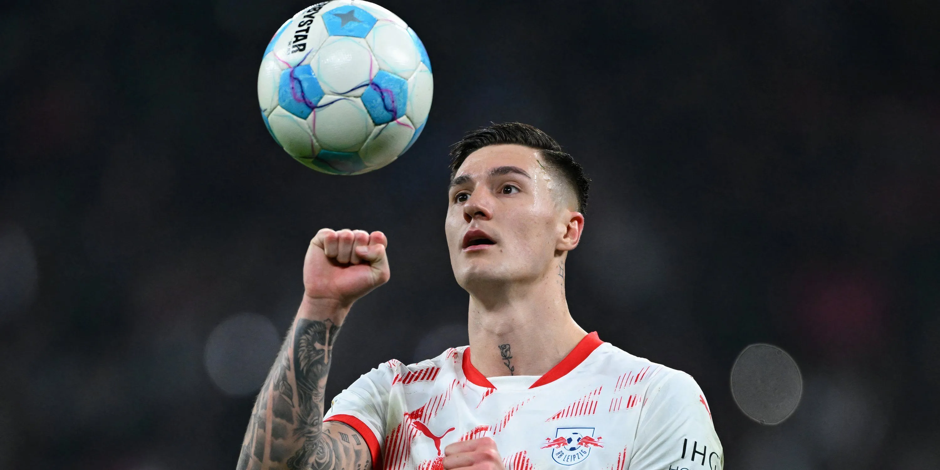 Tiền đạo Benjamin Sesko, mục tiêu chuyển nhượng hàng đầu của Manchester United và Newcastle United.