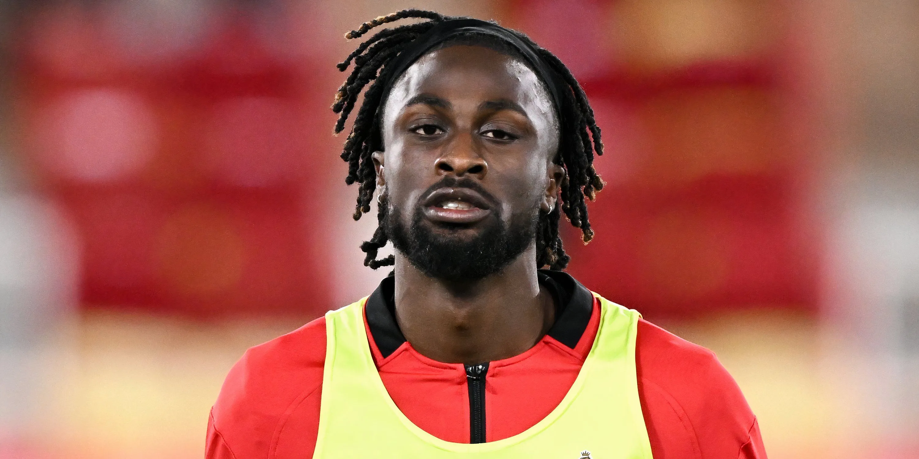 Tiền đạo Evann Guessand trong buổi tập khởi động cùng OGC Nice