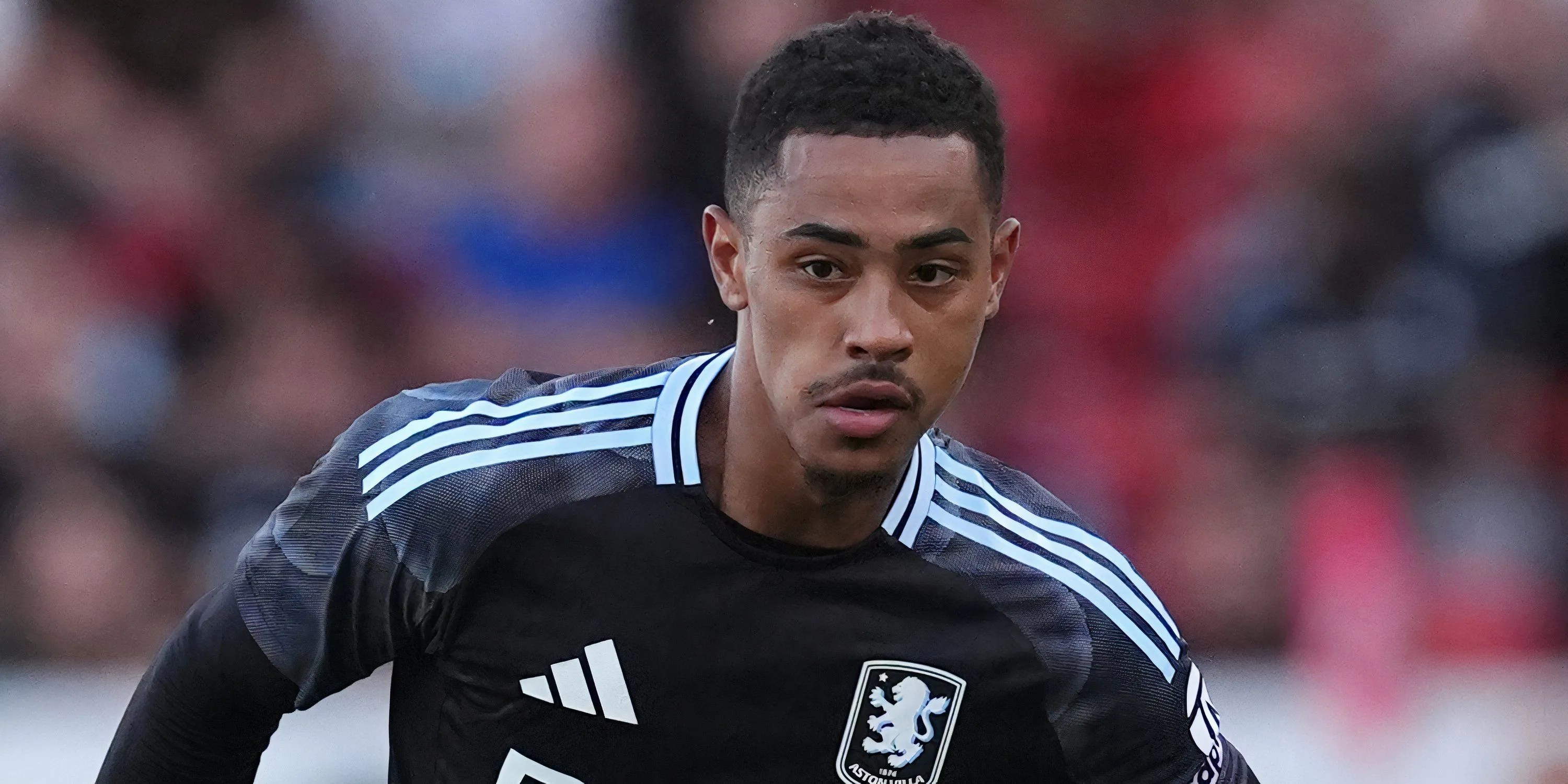 Tiền vệ Jacob Ramsey của Aston Villa - mục tiêu chuyển nhượng hàng đầu của West Ham