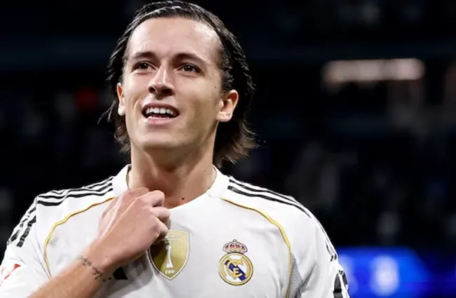 Carreras ghi dấu ấn ở Real với những pha chuyền bóng chính xác vào vùng cấm địa